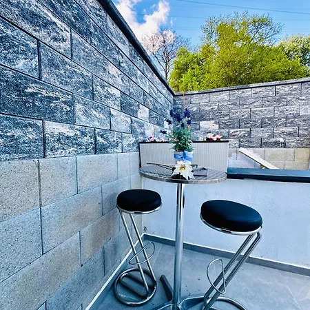 2br & Lr With Terrace, Close To Museum Gugging * Klosterneuburg