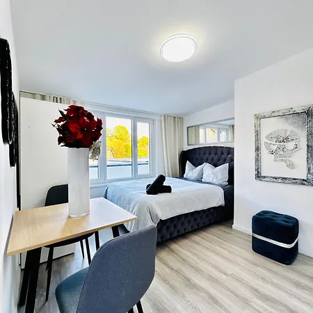 2br & Lr With Terrace, Close To Museum Gugging *