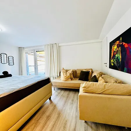 2br & Lr With Terrace, Close To Museum Gugging Klosterneuburg