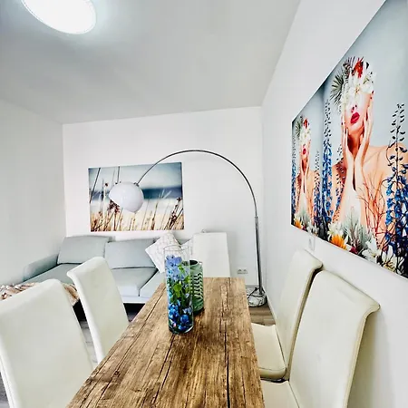 2br & Lr With Terrace, Close To Museum Gugging