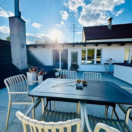 2br & Lr With Terrace, Close To Museum Gugging Διαμέρισμα