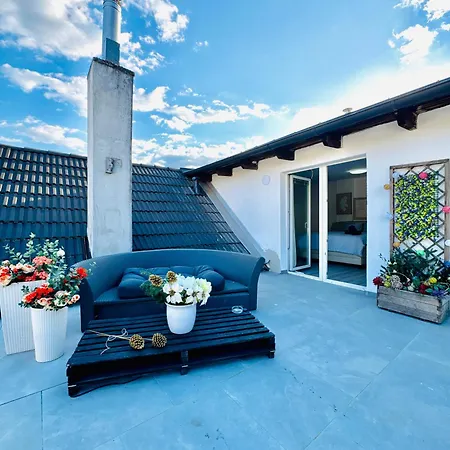 Διαμέρισμα 2br & Lr With Terrace, Close To Museum Gugging