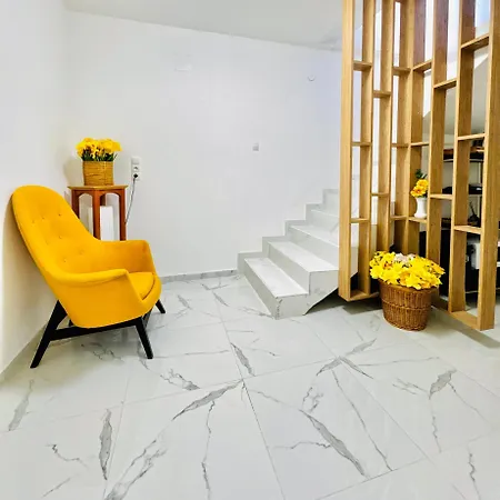 Διαμέρισμα 2br & Lr With Terrace, Close To Museum Gugging *