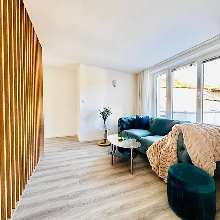 Διαμέρισμα 2br & Lr With Terrace, Close To Museum Gugging